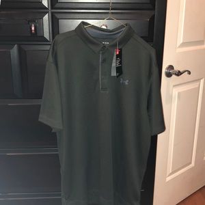 XL Under armor collared shirt